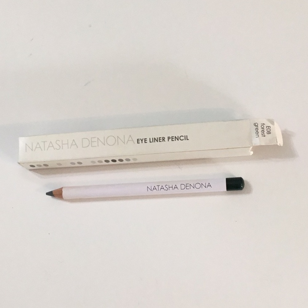 Natasha Denona eyeliner pencil E08 forest green
